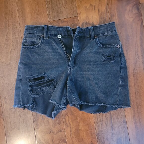 Black distressed denim shorts - Picture 1 of 3